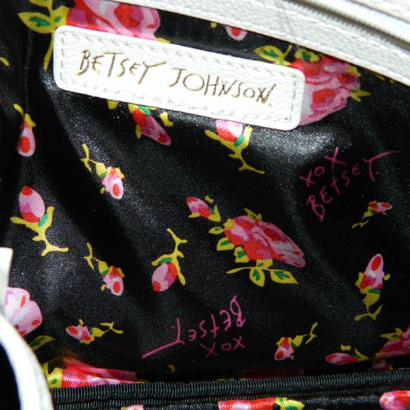 Betsey Johnson Lemonade Zipper Clutch Pouch - Picture 5 of 5